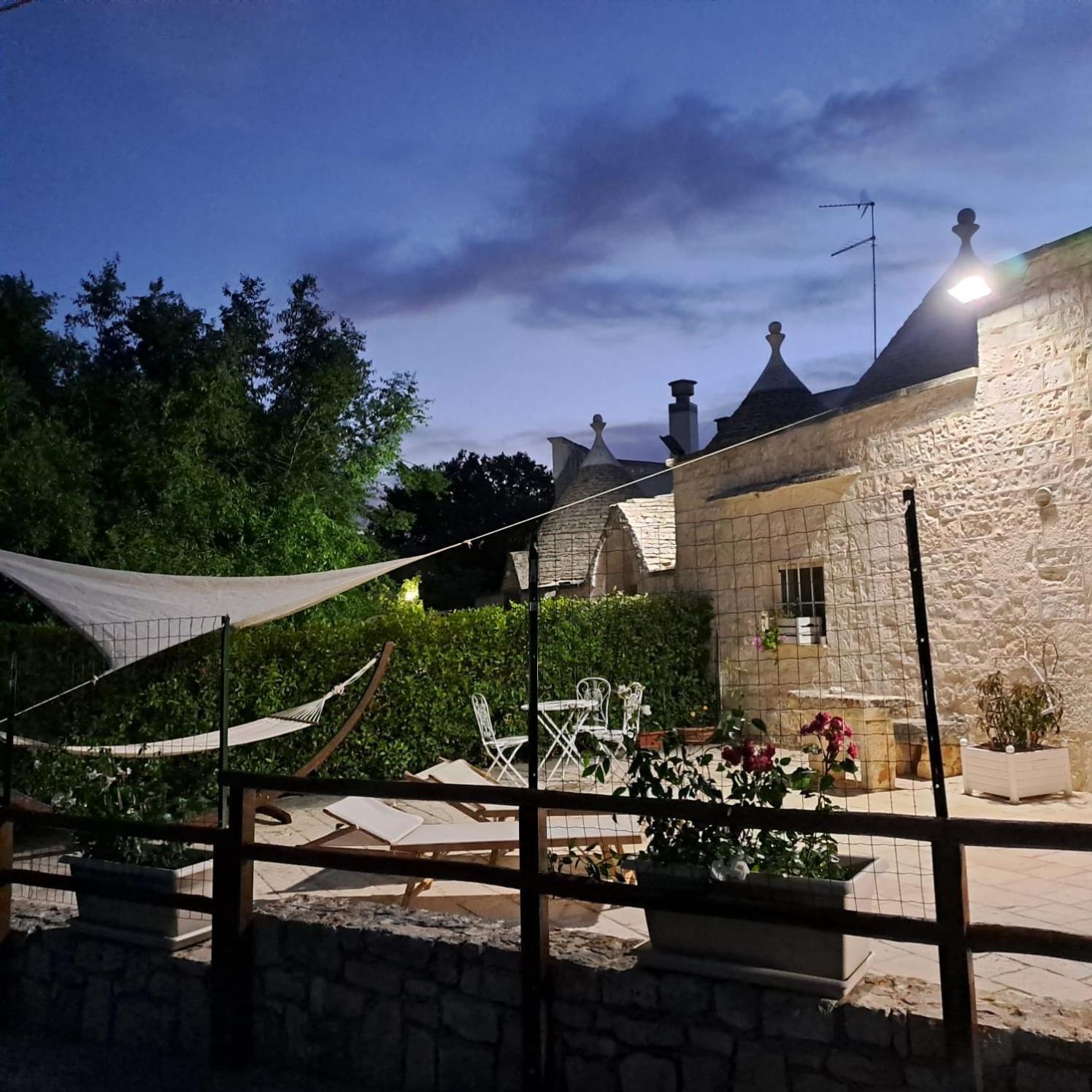 洛科罗通多Trulli Di Rosa别墅 外观 照片